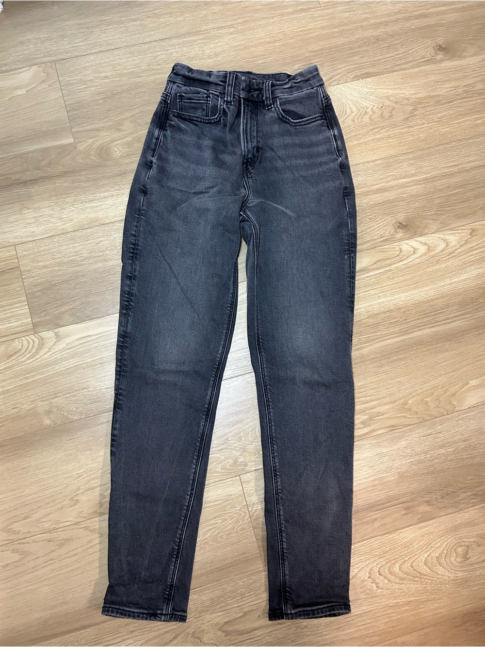 American Eagle Curvy Mom Charcoal Gray Jeans